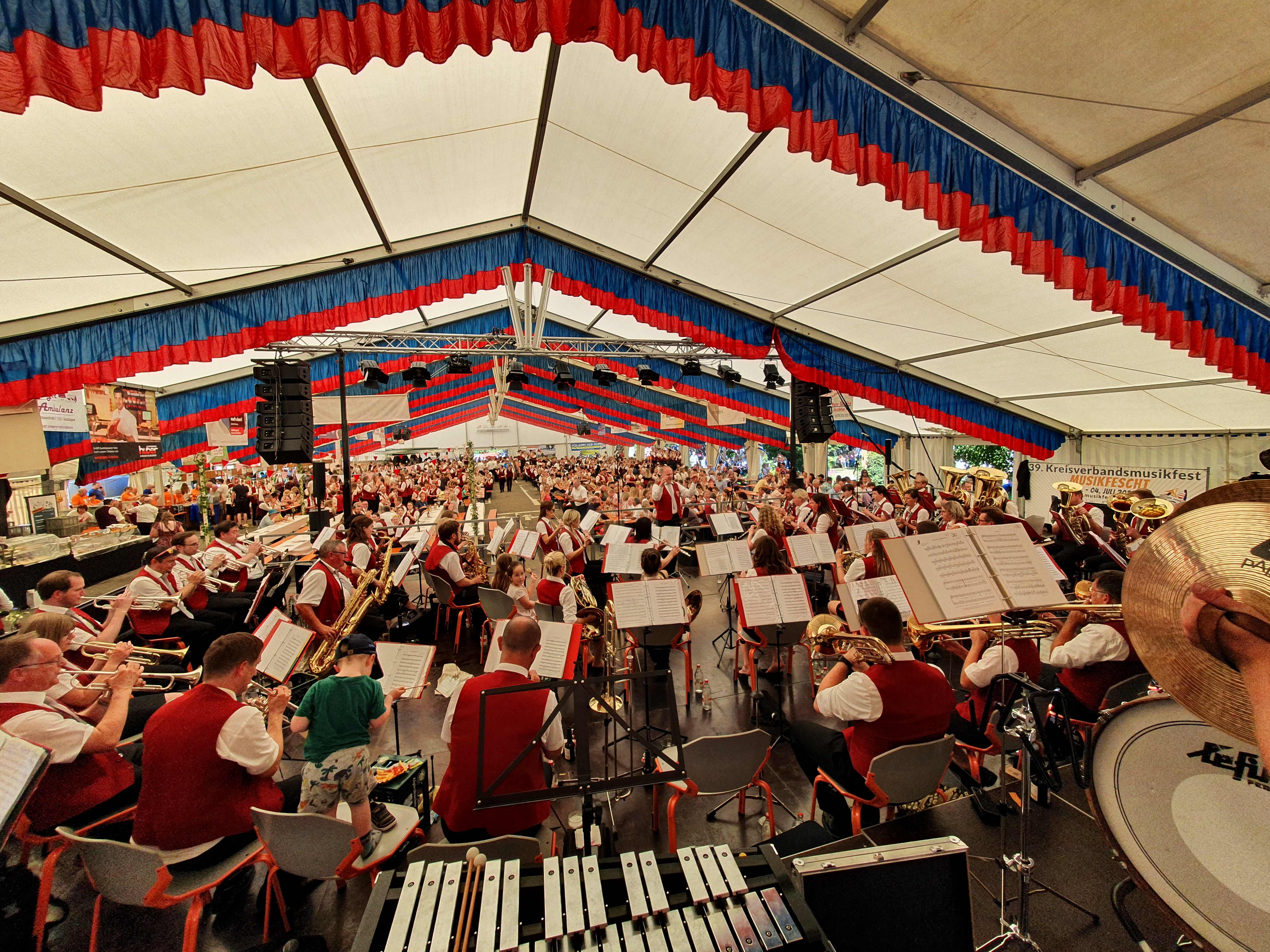 Auftritt im Festzelt beim KMF MV Geislingen