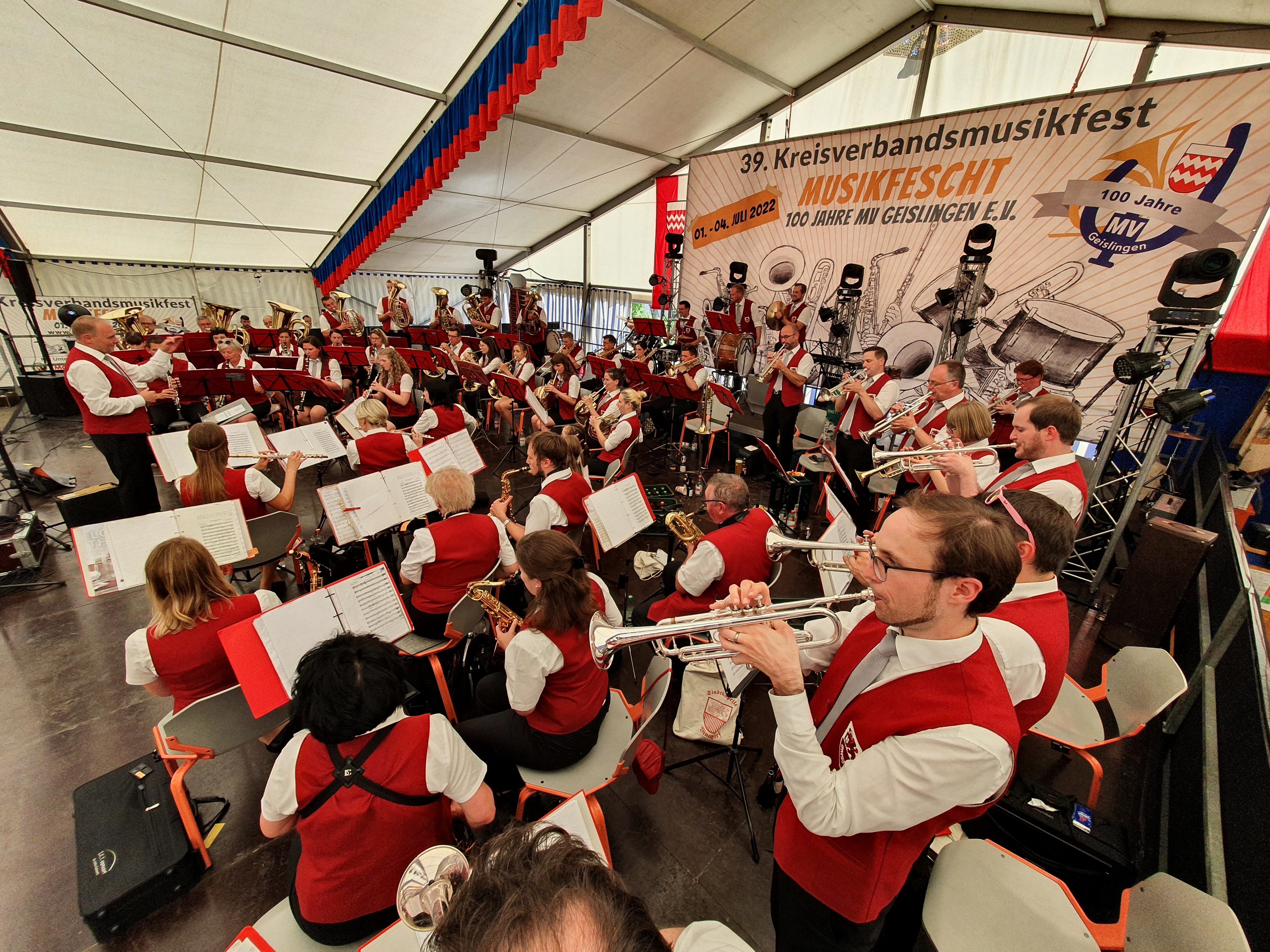 Auftritt im Festzelt beim KMF MV Geislingen